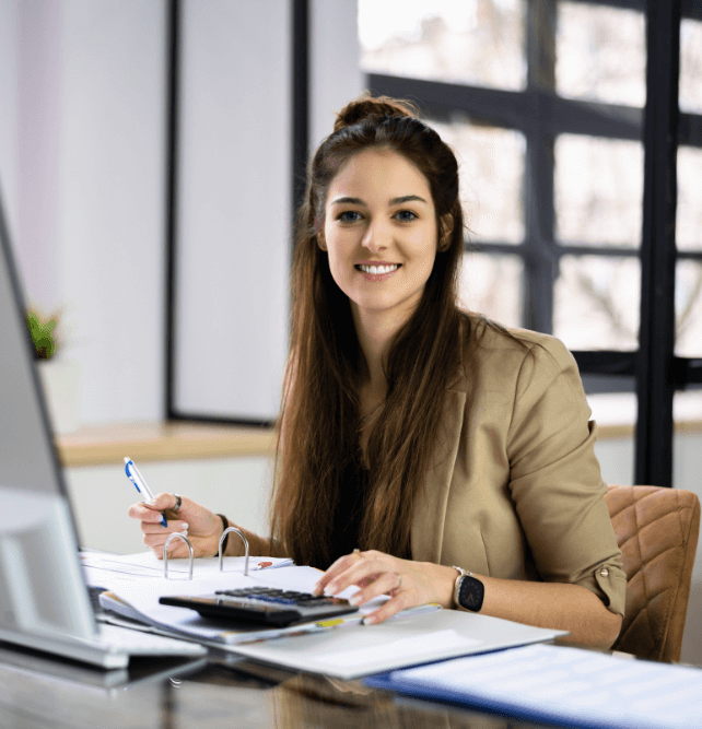 Il tender specialist si occupa di gestire le gare d'appalto e le offerte per l'acquisizione di dispositivi medici o servizi correlati. Analizza le richieste, prepara la documentazione necessaria e coordina le risposte alle gare d'appalto, assicurando che le proposte siano accurate e conformi ai requisiti. Lavora anche per garantire che l'azienda sia competitiva nei prezzi e nelle condizioni, massimizzando le possibilità di aggiudicarsi i contratti.